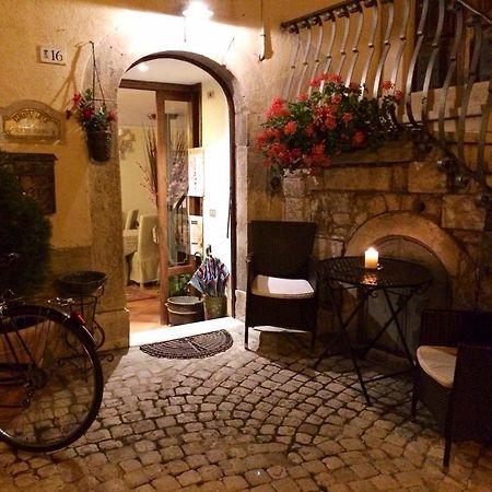 Albergo Dell'Oca 페스코코스탄초 외부 사진