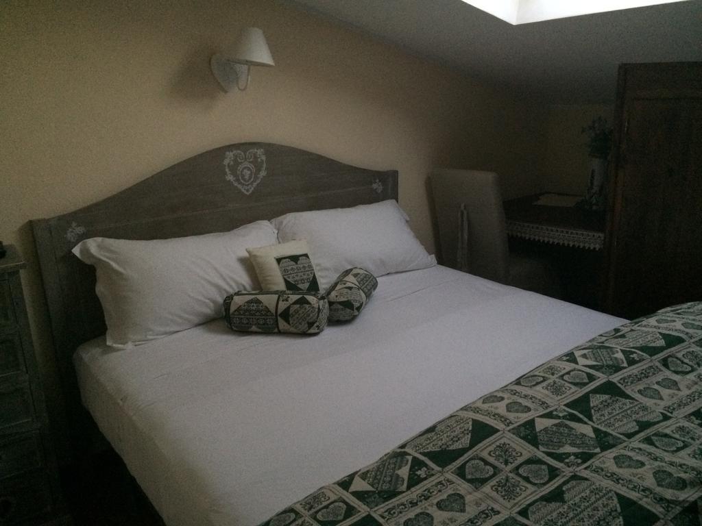 Albergo Dell'Oca 페스코코스탄초 객실 사진